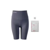 Темно-серые штаны длиной до колена