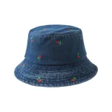 Маленькая вишня — темно-синий