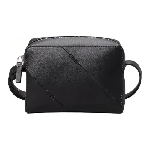 CK Calvin Klein Полиуретан Camera Сумка Сумка через плечо Женская Черная