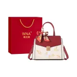 Красная коллекция орхидей