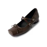 Коричневый