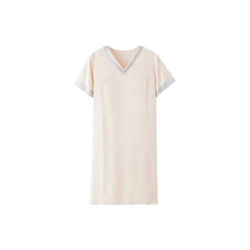 Qin Jing Ночная сорочка Женская Шампанское