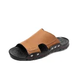 Коричневый