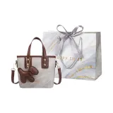 Темно-коричневый