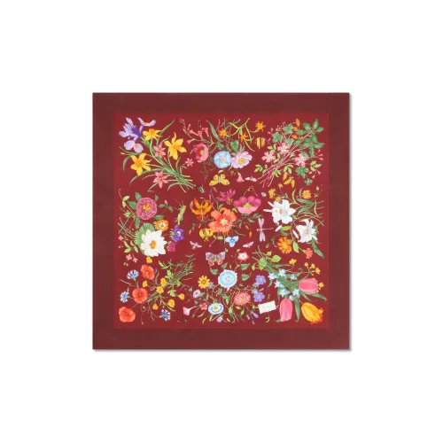 GUCCI Шелковые шарфы для женщин