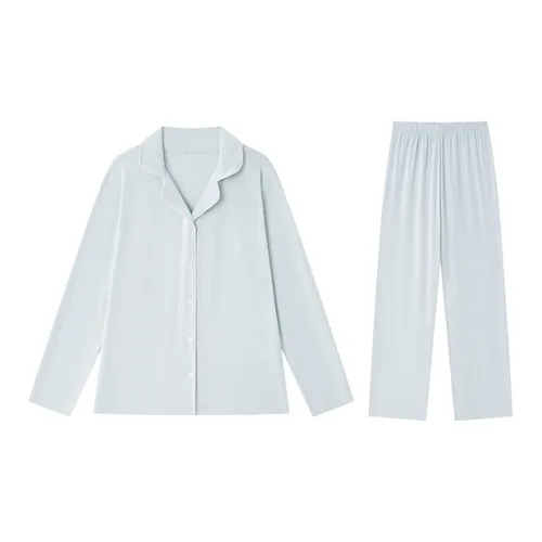 Женские пижамные комплекты