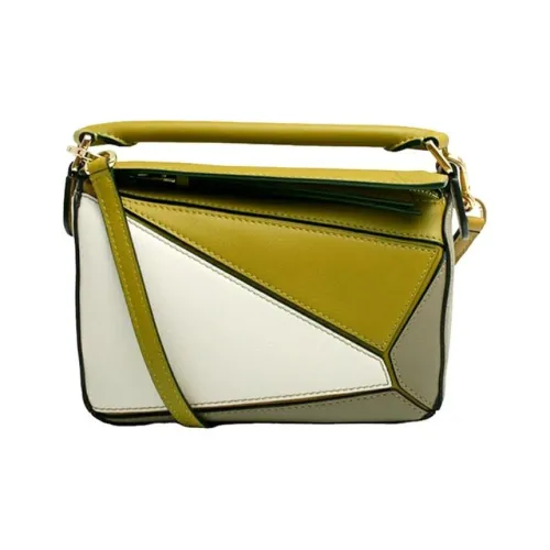 LOEWE Пазл Коровья кожа Сумка Сумка через плечо Сумка через плечо Мини Женская Рыжевато-коричневый Белый