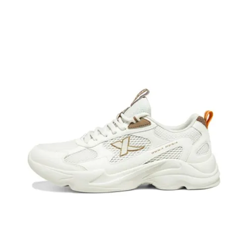 XTEP Амортизирующий Противоскользящий Износостойкий Дышащий и Легкий Низкий Топ Кроссовки с Толстой Подошвой Мужские Бежевый Хаки