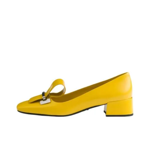 PRADA Грубый каблук Высокие каблуки 3,5 см Женские Желтый