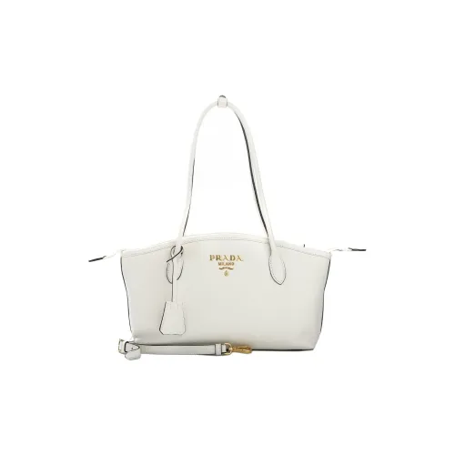 PRADA Сумки через плечо Женские