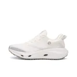 Жемчужно-белый