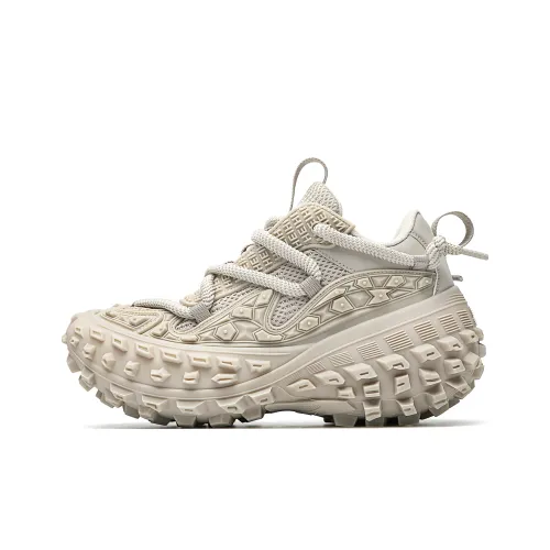 MVA Low-Top Crepe Sneakers Beige Unisex