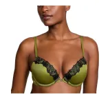 Ледяной зеленый