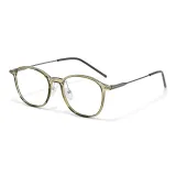 Прозрачный зеленый