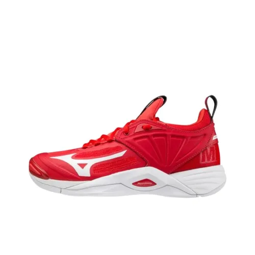 Mizuno Wave Momentum 2 Low Топ Кроссовки для тренировок Женские Красный Белый
