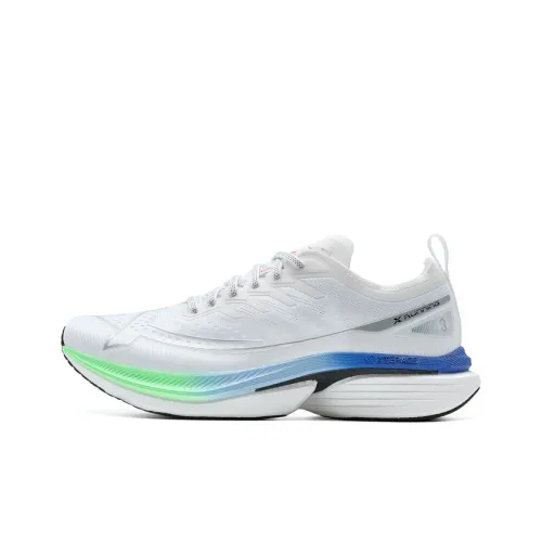 XTEP One Piece Molding 3 Беговые кроссовки Низкий верх Классический Белый/Lyon Синий/Неон Зеленый Мужской