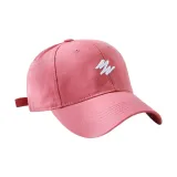 Малиново-красный