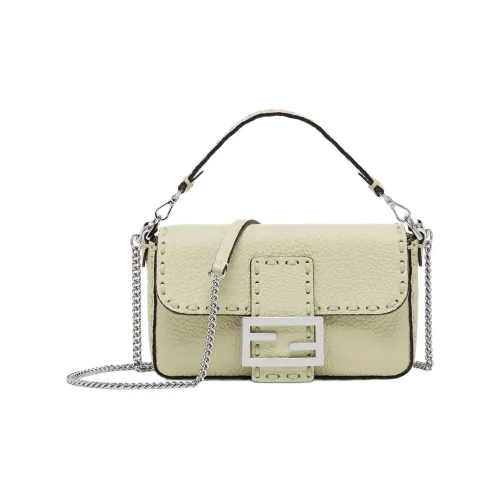 FENDI Baguette Телячья кожа Сумка через плечо Сумка Мини Женская Зеленая