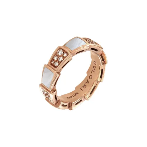 BVLGARI Serpenti Viper Кольцо Розовое Золото 18 Карат, Бриллиантовое Паве, Элементы Из Белого Перламутра