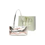 Серебристый