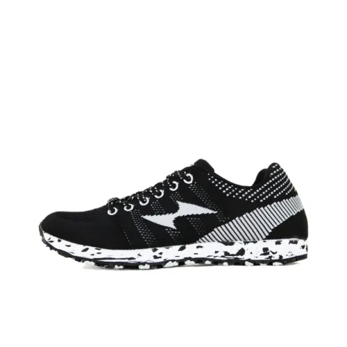 HEALTH Беговые кроссовки Low Top Черные Унисекс