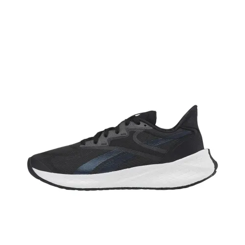 Reebok Low Топ Беговые кроссовки Женские Черный