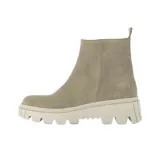 Зеленый