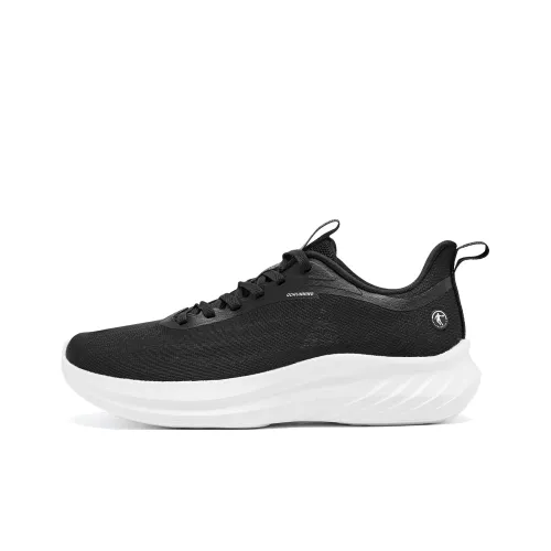 QIAODAN Беговые кроссовки Low Top Черные Женские