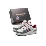 Белый, серый, красный