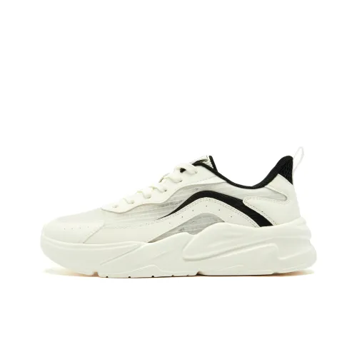 QIAODAN Противоскользящий Износостойкий и Сбалансированный Низкий Топ Casual Мужской Бежевый Черный