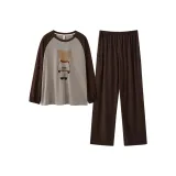 Коричневый