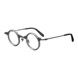 Прозрачно-серый