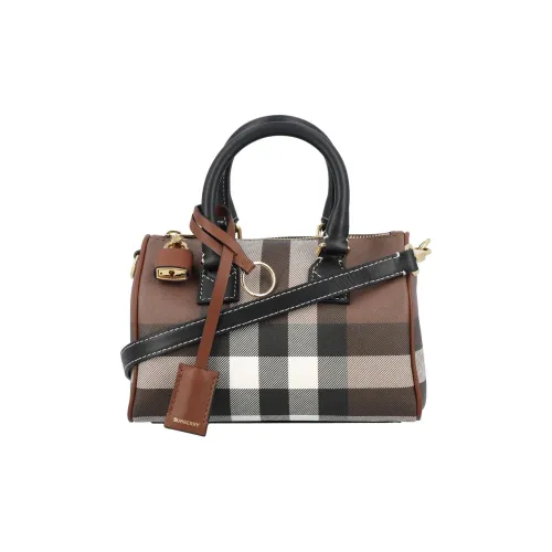 Burberry Сумки Женские