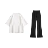 Белая футболка + черные джинсы