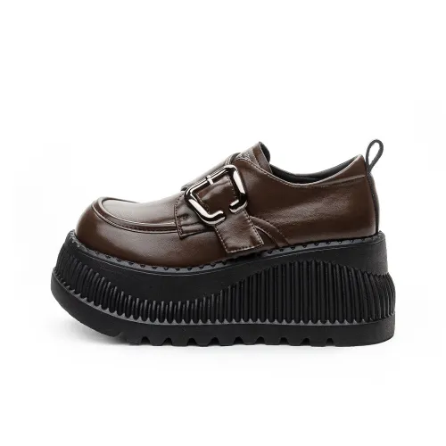 AQUASCUTUM Клин-каблук Высокие каблуки 8 см Женские