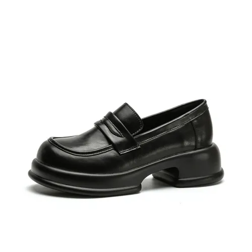 A Poinsettia Princess Лоферы Женские Черный