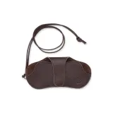 Темно-коричневый