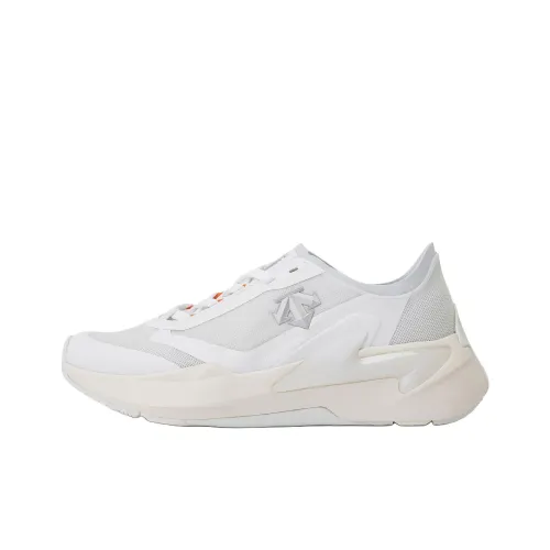 DESCENTE Lycon Беговые кроссовки Низкий верх Белый Женский