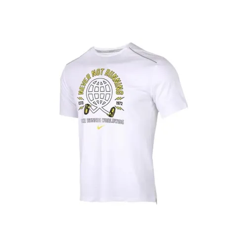 Nike MILER Черная Мужская T-Рубашка