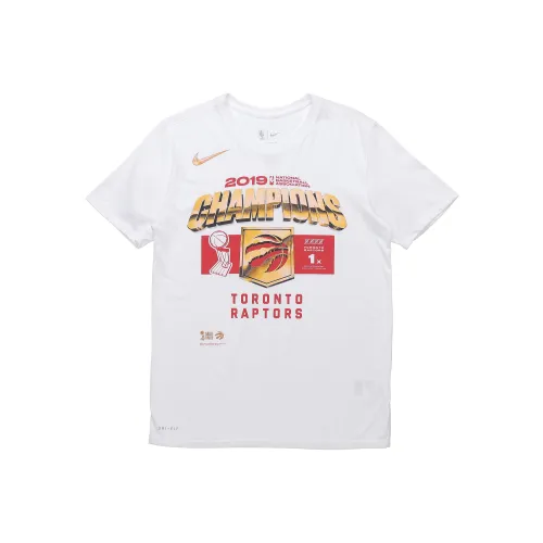 Мужские футболки Nike