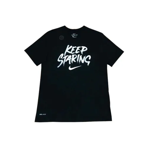 Мужские футболки Nike