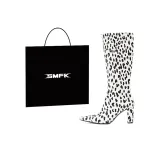 Белый леопард принт.