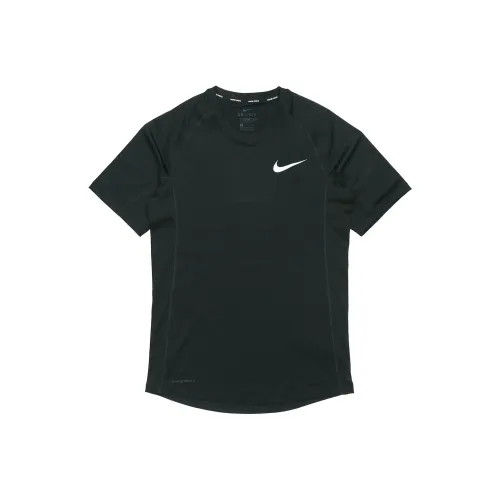 Nike Мужские черные футболки