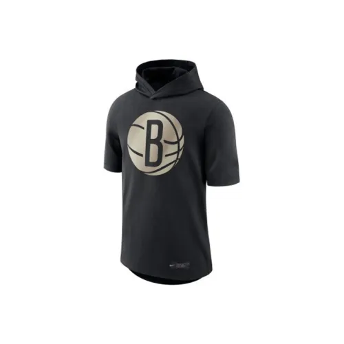 Черные мужские футболки Nike