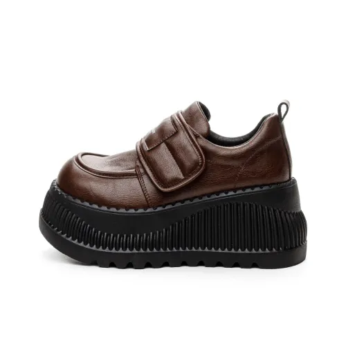 AQUASCUTUM Клин-каблук Высокие каблуки 8 см Женские