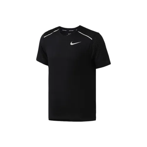Nike Мужские черные футболки