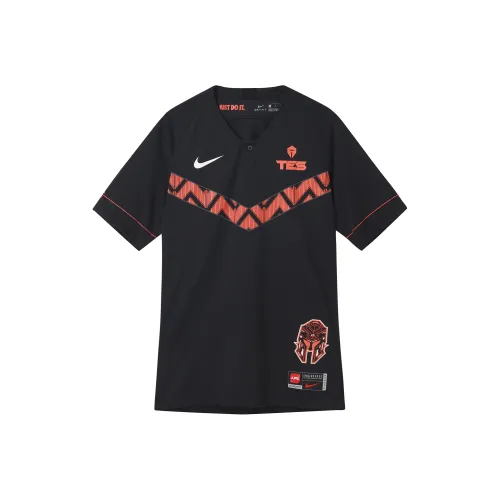 Nike Мужские черные футболки