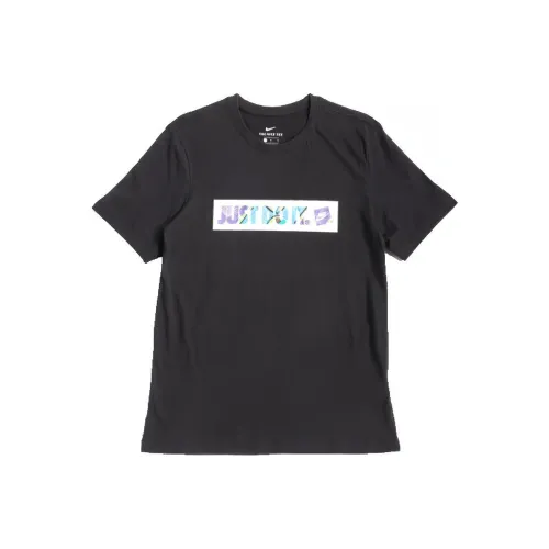 Мужские футболки Nike