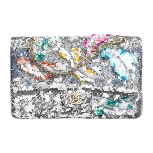CHANEL Сумки через плечо Женские