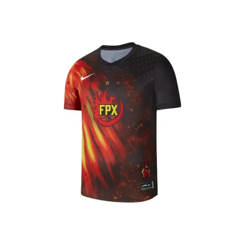 Nike Мужские черные футболки